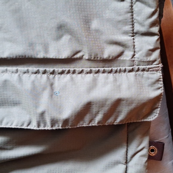 Helly Hansen Ski/Snowboard jacket - Picture 5 of 17